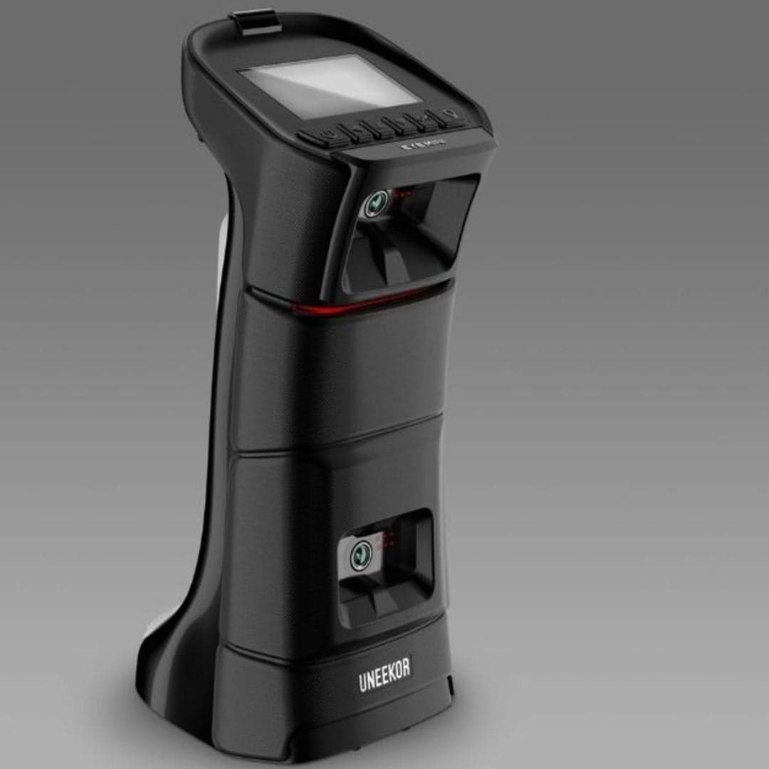Uneekor EYE MINI Launch Monitor thumbnail 4